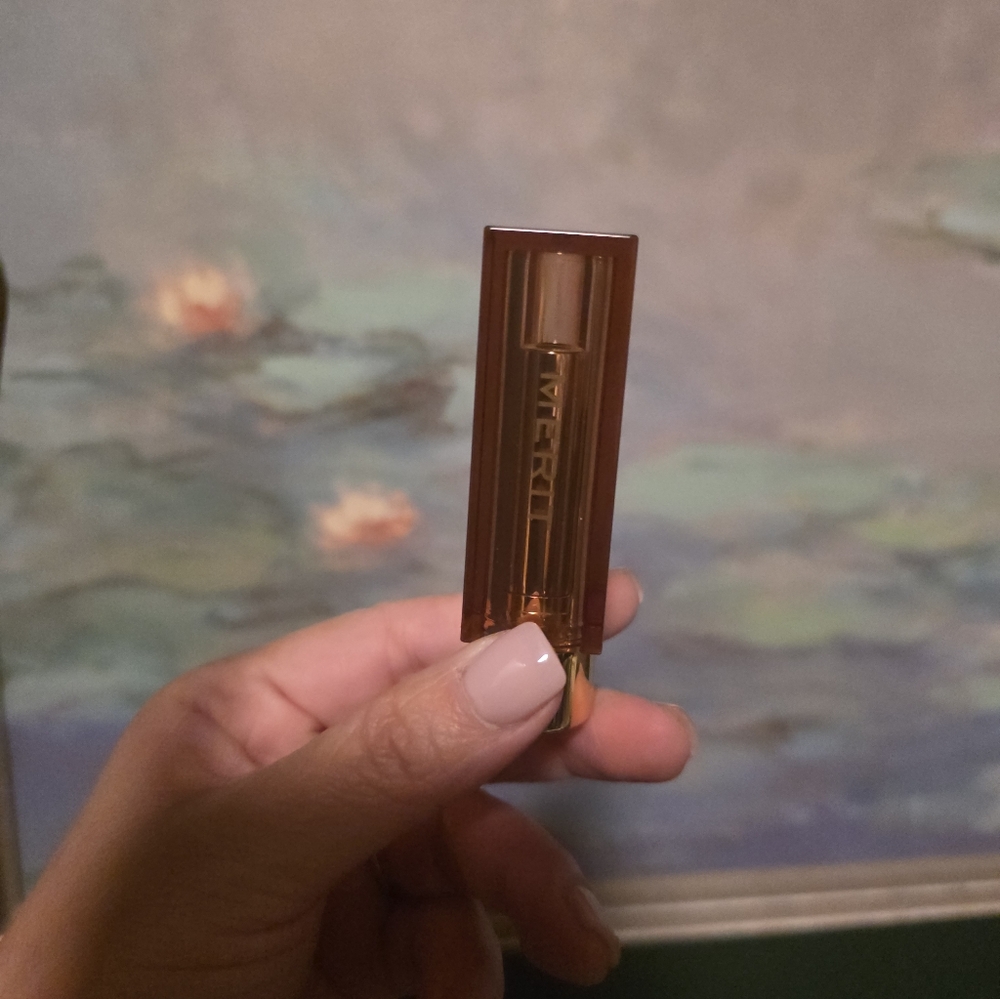 NIB MERIT Signature Lip Lightweight Satin Lipstick in Tiger (Brick Red)NIB - Picture 4 of 6